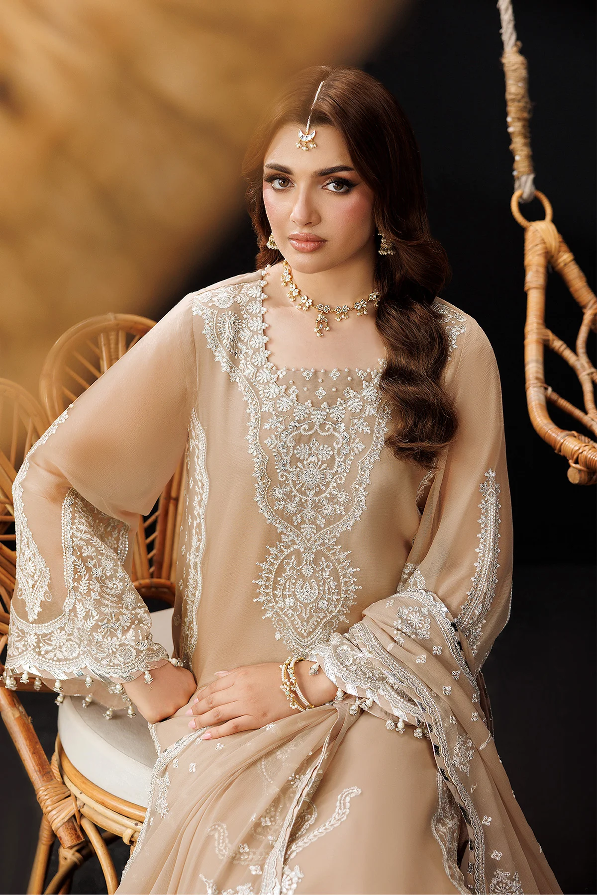 AF-DUA-3031-Gilded Lace - Image 4