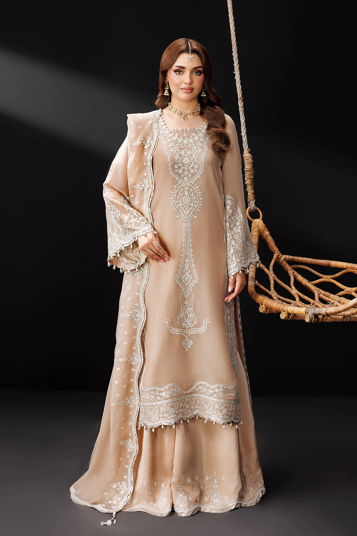AF-DUA-3031-Gilded Lace - Image 5