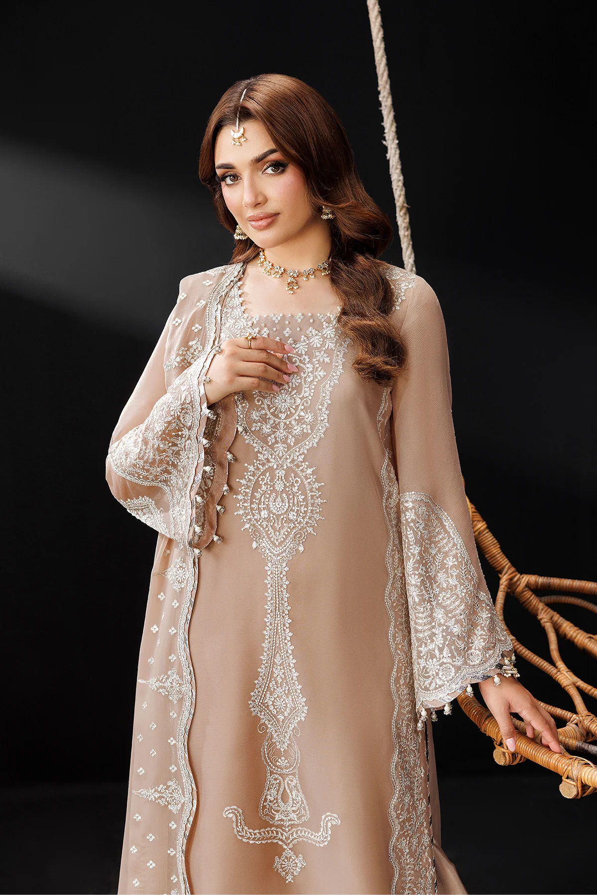 AF-DUA-3031-Gilded Lace - Image 7